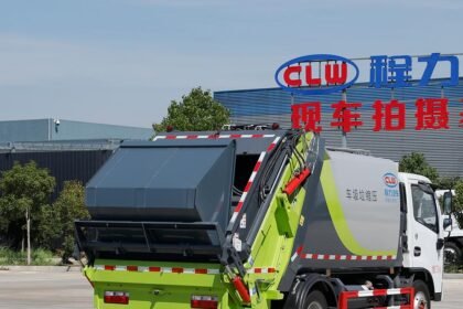 1739695512 Chengliwei CLW5071ZYS6 Compressed Garbage Truck Powerful Efficient Waste Management