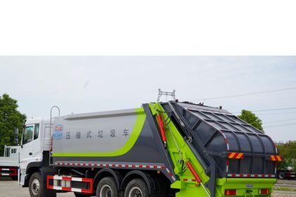 1739702384 Best 22mC2B3 Rear Loading Garbage Truck for Municipal Waste